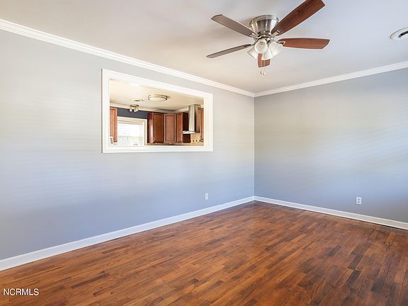 3rd image of 5101 Ilex Drive