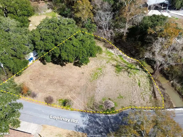 124 Lepinay Rd, Lafayette, LA 70508