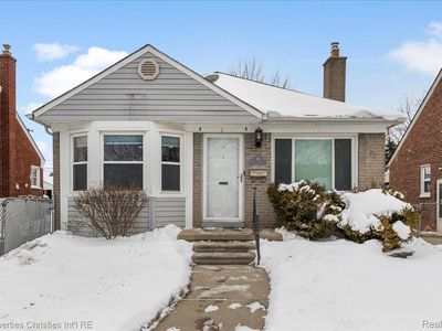 916 Harrison Blvd, Lincoln Park, MI, 48146