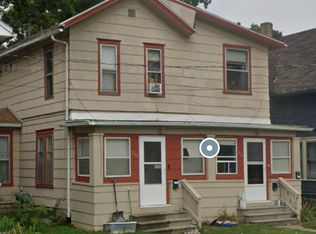 210 Seymour Ave, Jackson, MI 49202