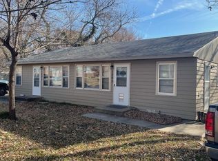 1203 Claflin Rd, Manhattan, KS 66502