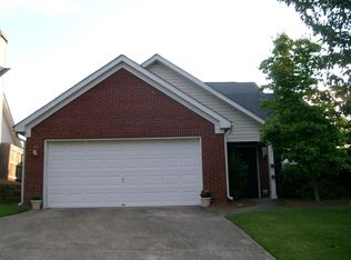 153 Stoneforest Dr, Woodstock, GA 30189