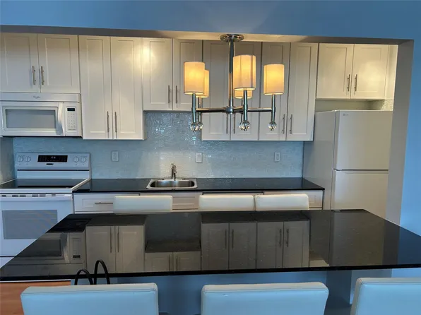 1821 NE 62nd Street #331, Fort Lauderdale, FL 33308