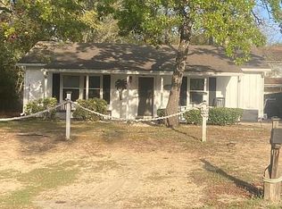 164 NE 9th St, Oak Island, NC 28465
