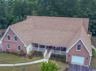 1060 River Rd, Weare, NH 03281
