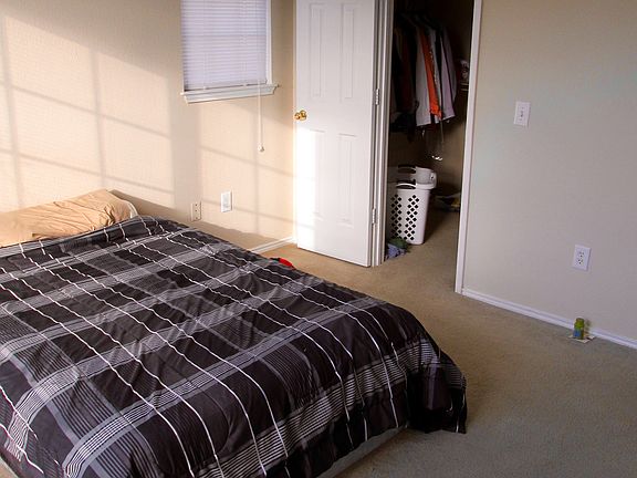 Bedroom + walk-in closet