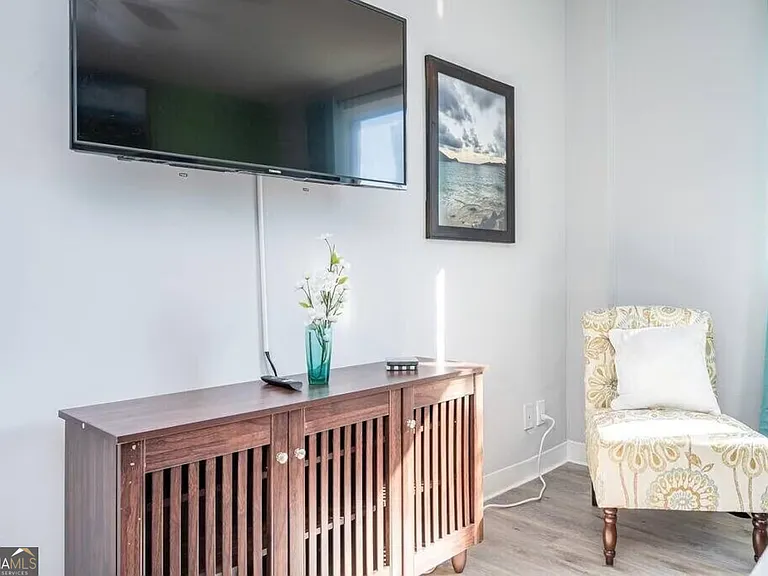 215 Piedmont Ave NE #807 — Photo 7
