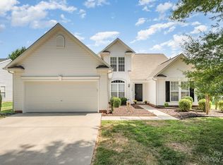 129 Shephard Hill Dr, Mooresville, NC 28115