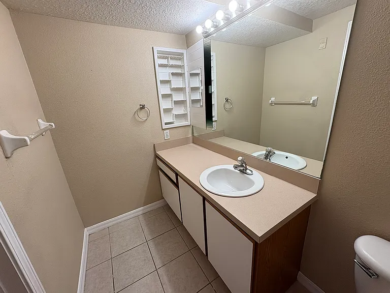 9610 Seadale Ct #102 — Photo 15