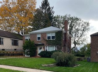 355 Bradley St, Dubuque, IA 52003
