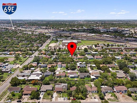 5th image of 1734 Greenbriar Ave