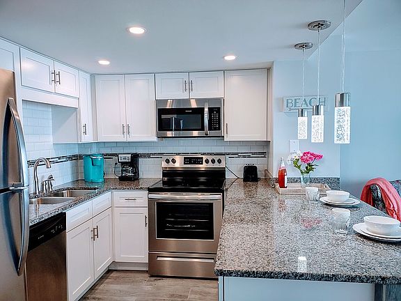 Totally updated KITCHEN