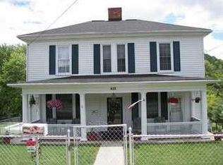 832 Maple St, Staunton, VA 24401