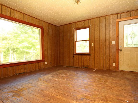 4th image of 8591 W Yz Ave