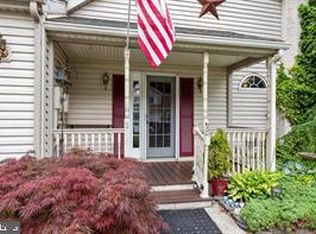 5 Madison St, Swedesboro, NJ 08085