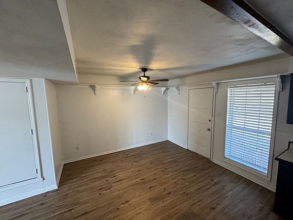 4th image of 5001 Woodland Park Blvd #5003