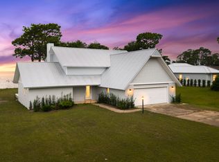 2208 Bay Grove Rd, Freeport, FL 32439