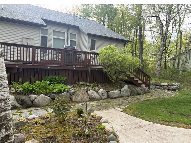 5059 Birch Ave — Photo 7
