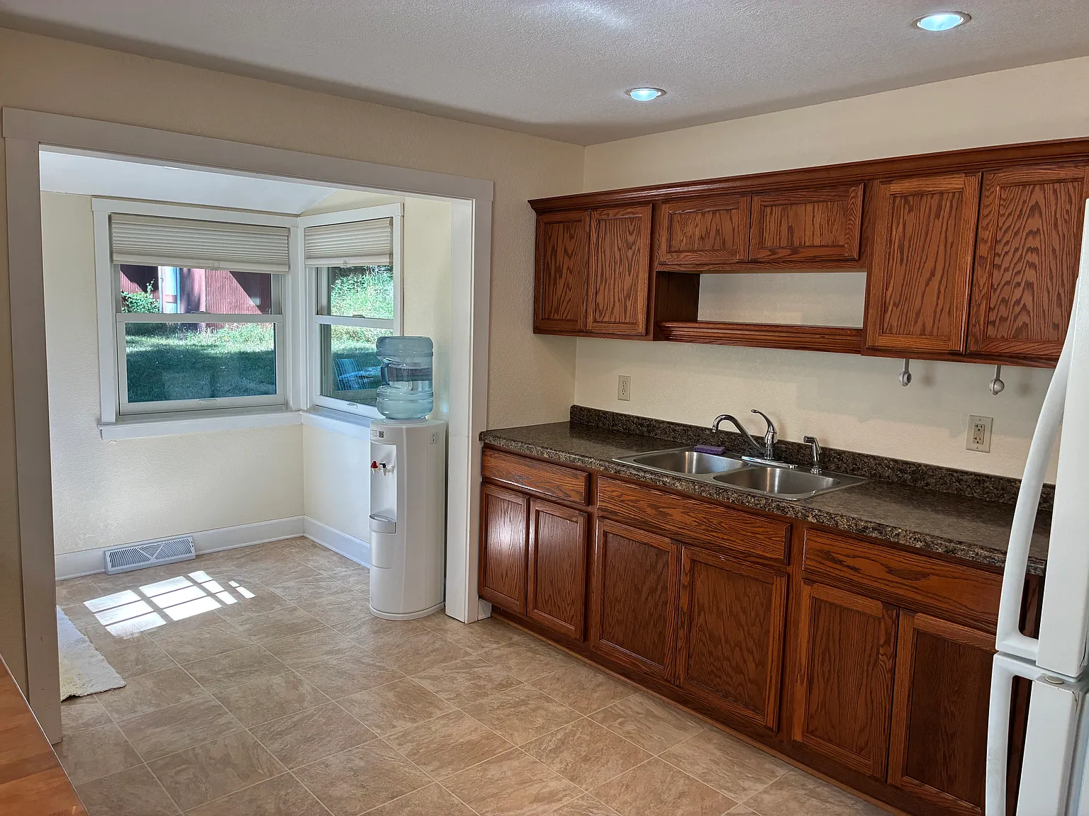 1 bed, 900 sqft, $1,500 — Photo 4