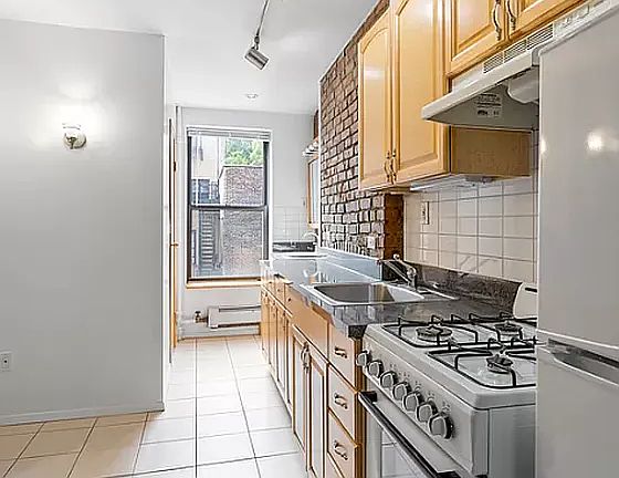 5th image of 317 1st Ave APT 4F