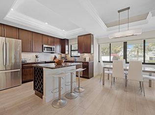 54 Lakeside Ln #B, Key Largo, FL 33037