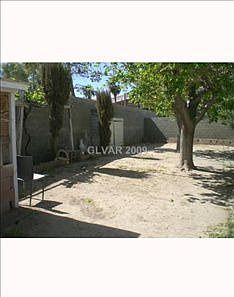 3rd image of 4311 Crater St