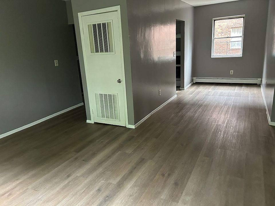2nd image of 49 Bragaw Ave #1A
