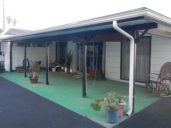 4th image of 12512 Julian Ave