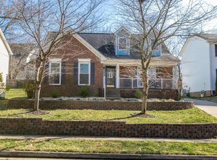 860 Edgewood Dr, Lexington, KY 40515