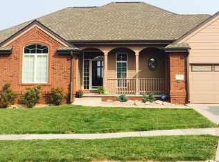 504 Parkwild Dr, Council Bluffs, IA 51503