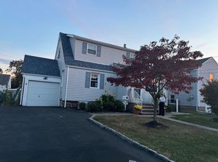 104 Palsa Ave, Elmwood Park, NJ 07407