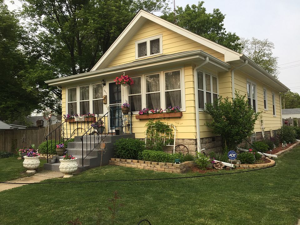1st image of 2511 Orange St