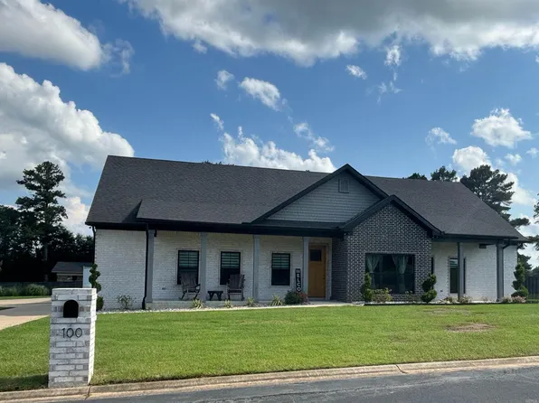 100 W End St, Beebe, AR 72012