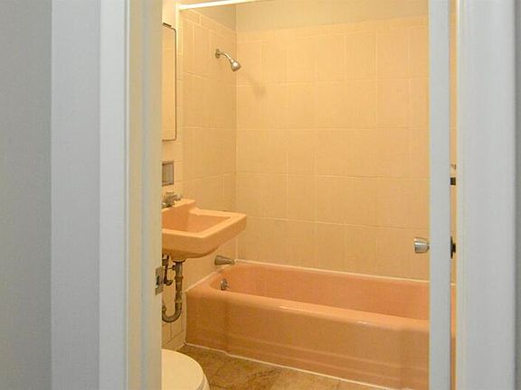 3rd image of 1056 S 29th St #9