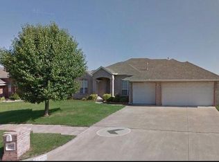 11523 NW 5th St, Yukon, OK 73099