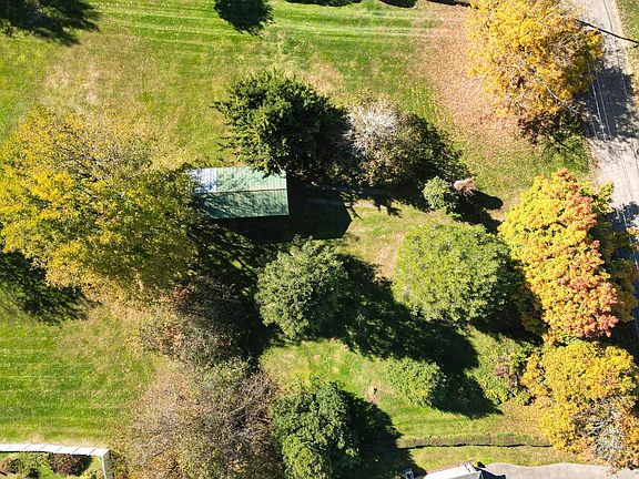4th image of 44 Boggess St