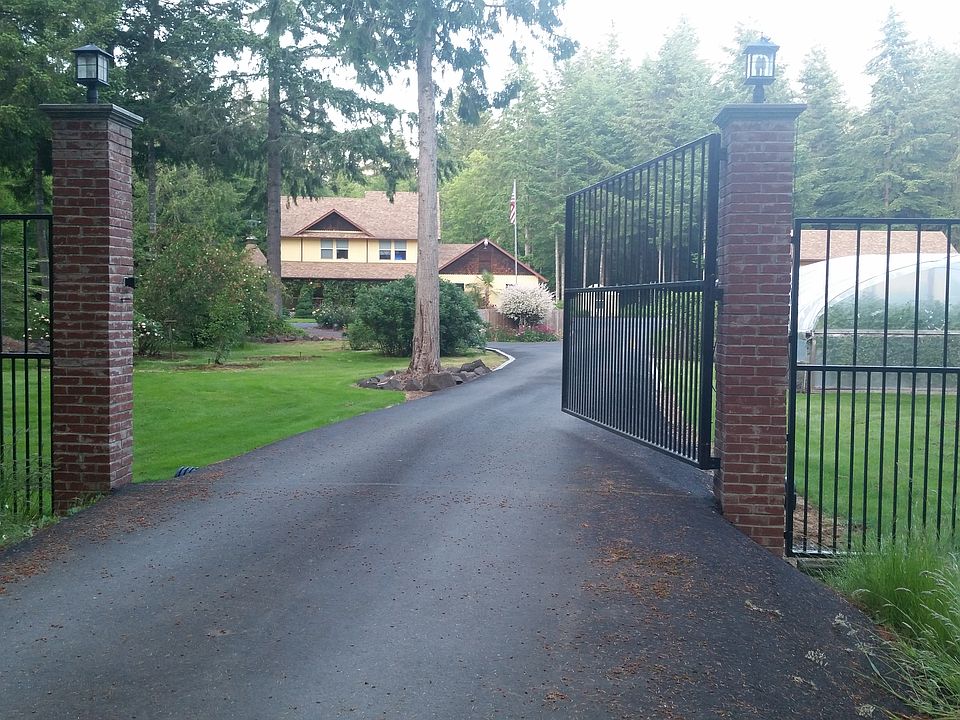 Custom remote-opener gate