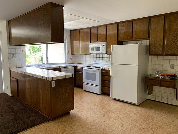 2nd image of 4055 Vistapark Dr