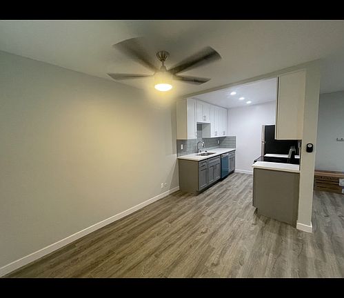 5th image of 1020 S Sherbourne Dr APT 207