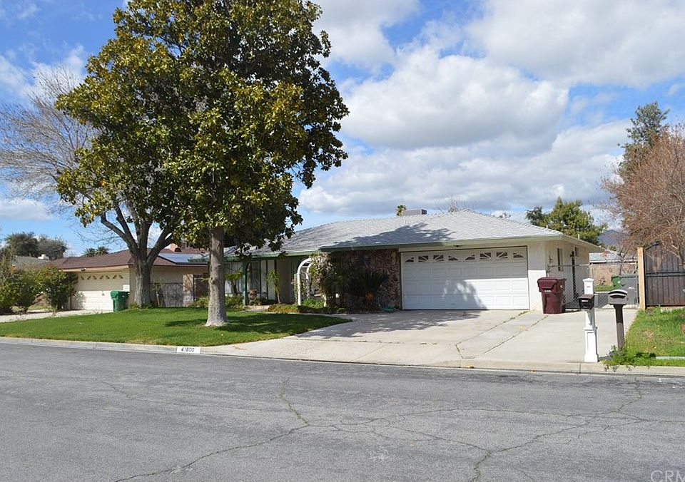 1st image of 41800 Royal Palm Dr