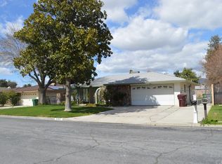 41800 Royal Palm Dr, Hemet, CA 92544