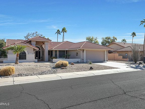 4th image of 21019 N DESERT SANDS Drive