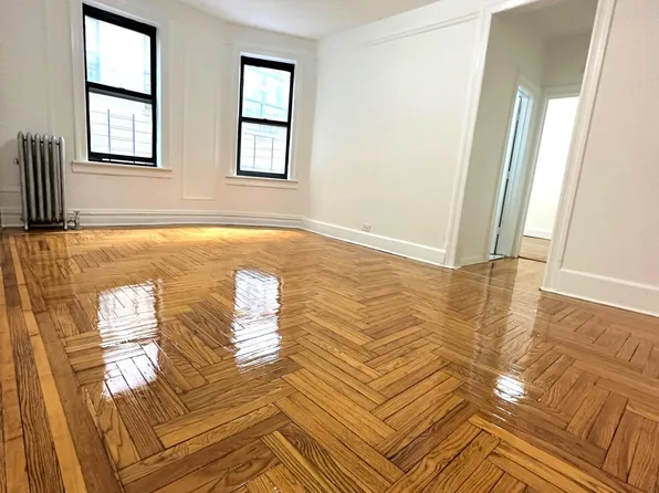 (undisclosed Address), Bronx, NY 10456