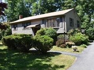15 Mayflower Cir, Whitman, MA 02382