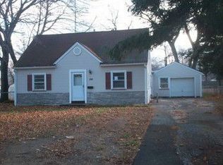 158 Mac Arthur Rd, Rochester, NY 14615