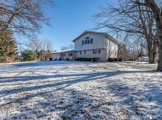 15823 Dixon Rd, Dundee, MI 48131