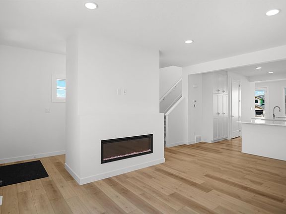 4th image of 1308 9th St NW