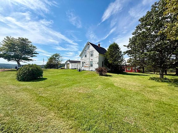 2nd image of 333 Yorke Settlement Rd