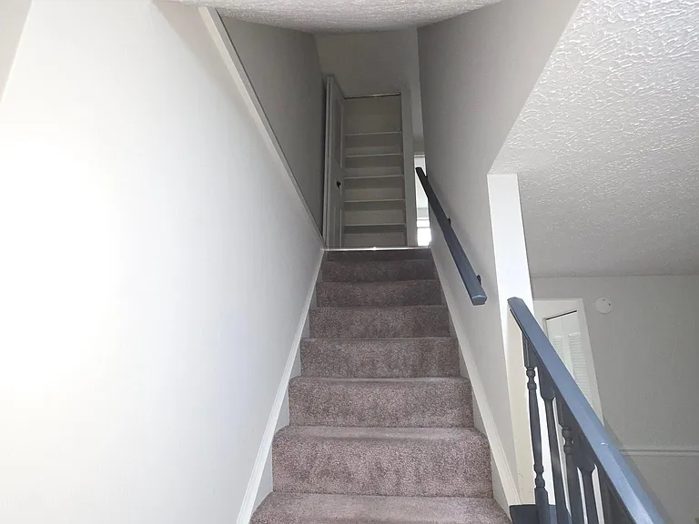 1758 Springfield Ln — Photo 18