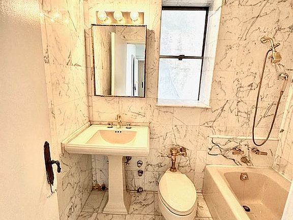 4th image of 860 5th Ave APT 7F